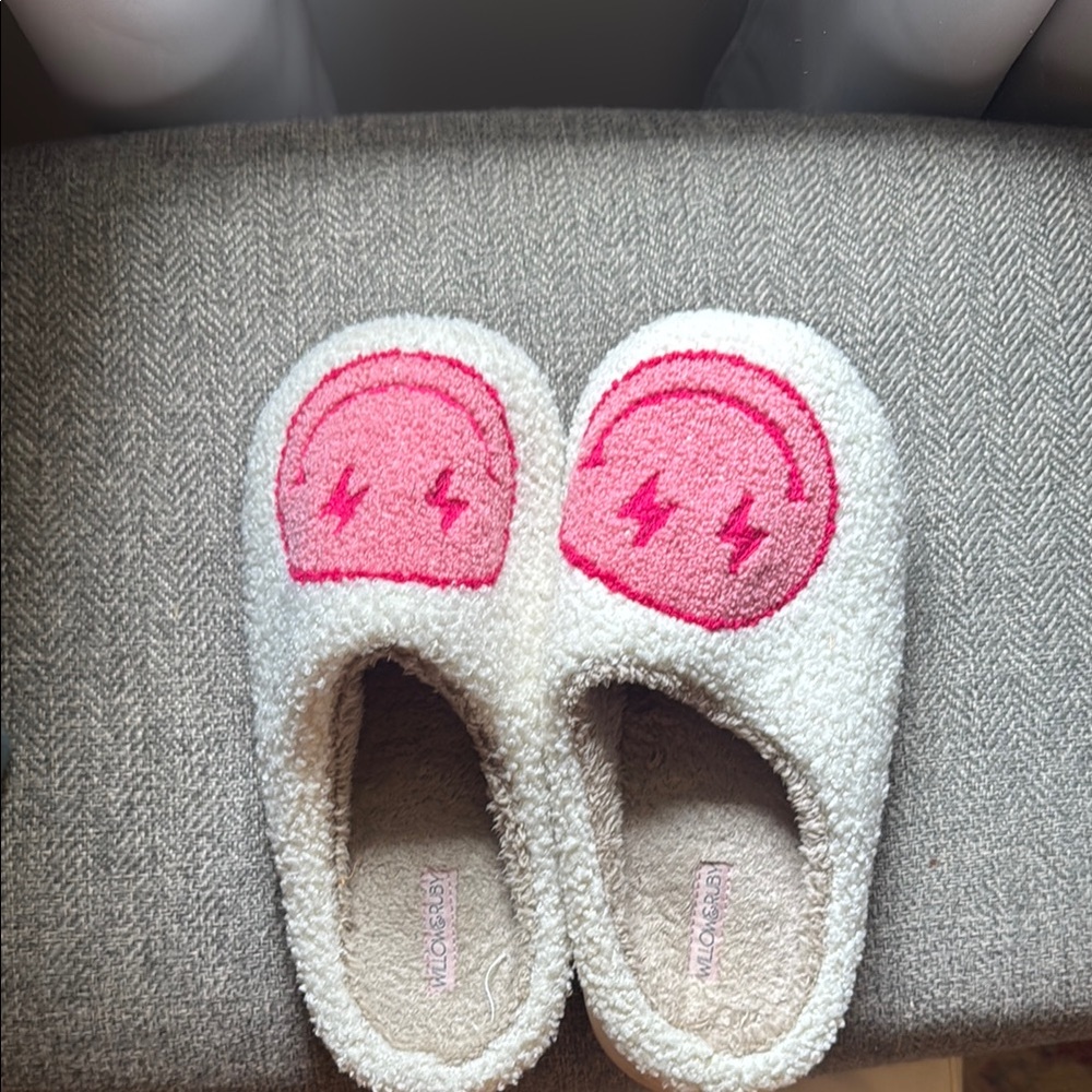 Cozy White and Pink Slippers preppy